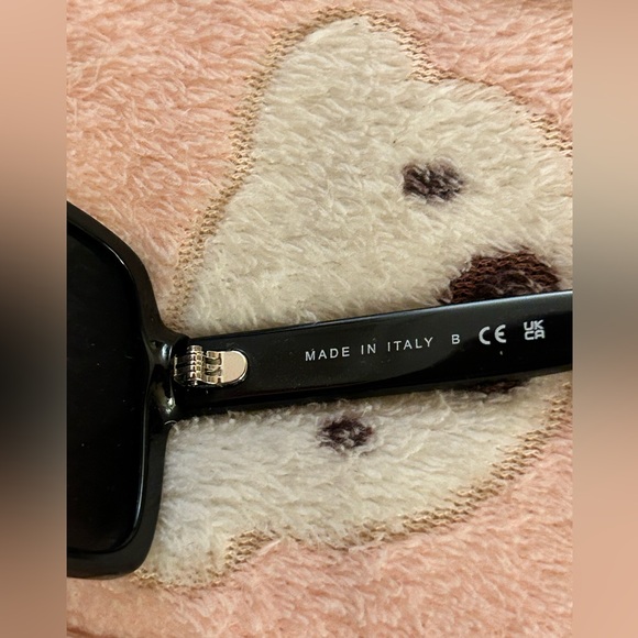 Chanel Non-prescription sunglasses - Picture 7 of 16